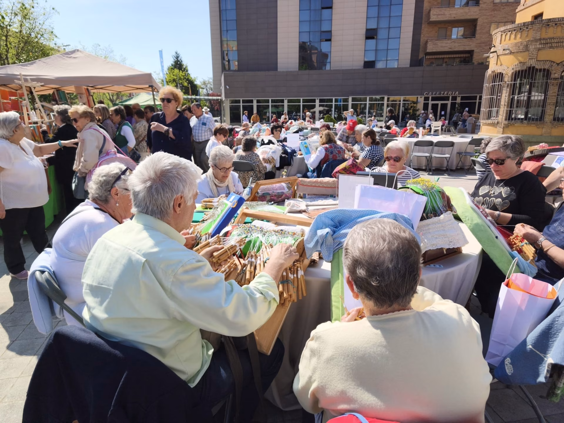 Encuentro y Exposición de Encajeras Bilbilitanas en Calatayud