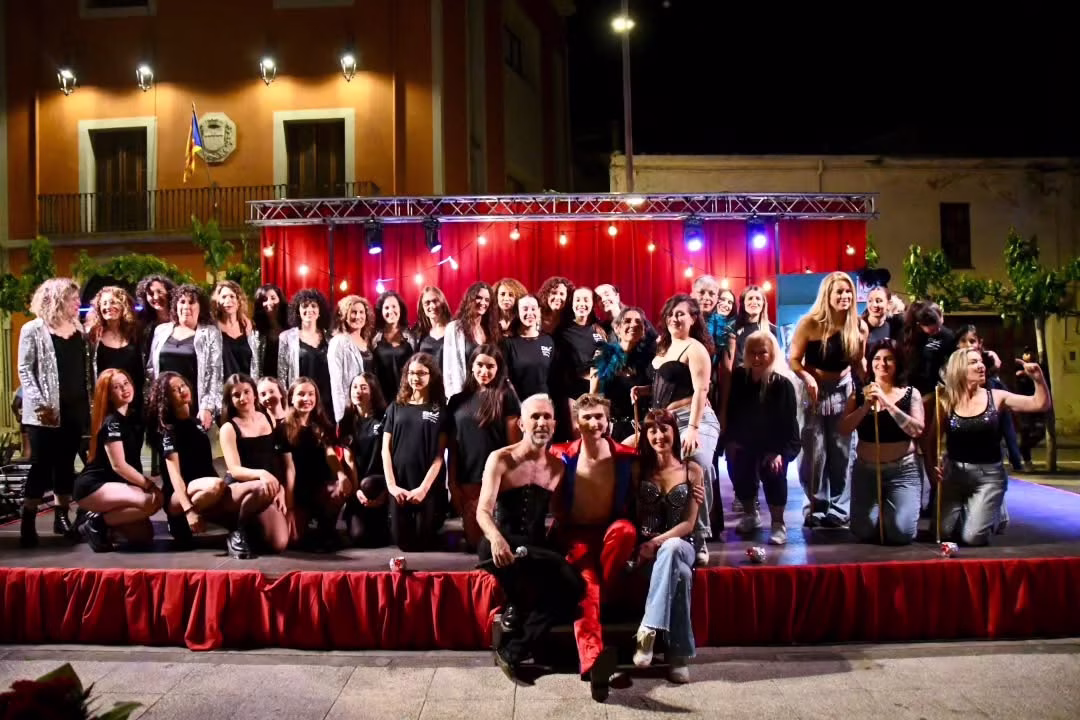 Cabaret Show por el Día Internacional de la Danza en Cassà de la Selva