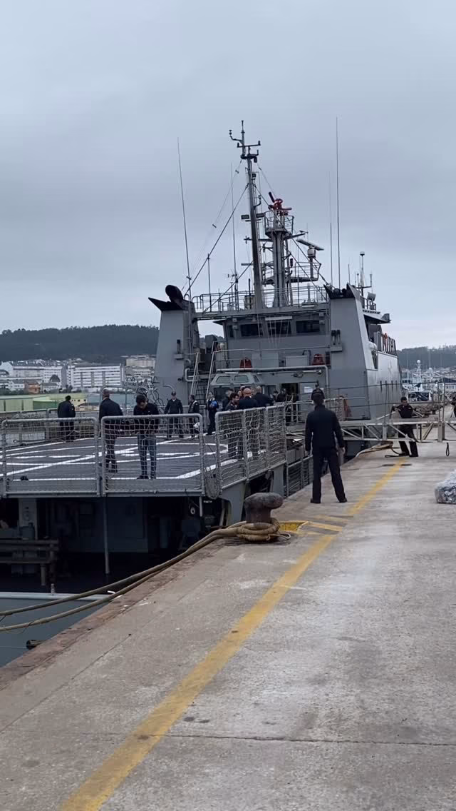 Visitas abiertas al buque Arnomendi en Burela