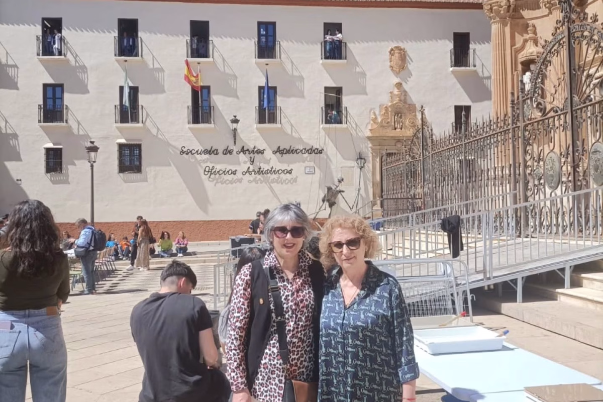 Cartel de Día Mundial del Arte en Guadix en Guadix