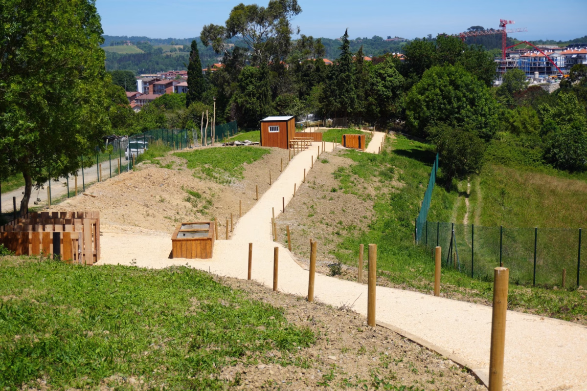 Cartel de Curso básico sobre huertos ecológicos para adjudicatarios del Parque de huertos ecológicos del Plazaola en Lasarte-Oria