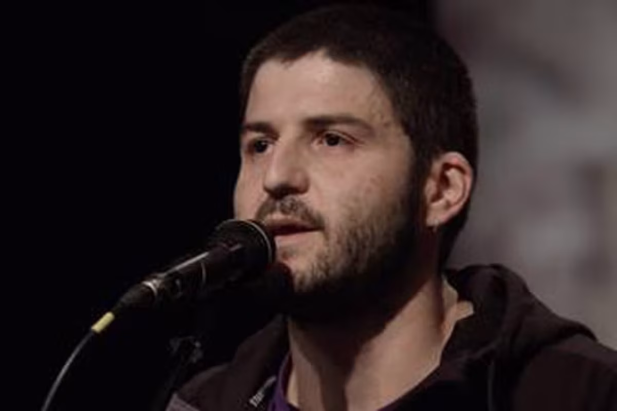 Bertso ekitaldi berezia: Izar Mendiguren, Itxaso Paia, Iñaki Viñaspre en Llodio