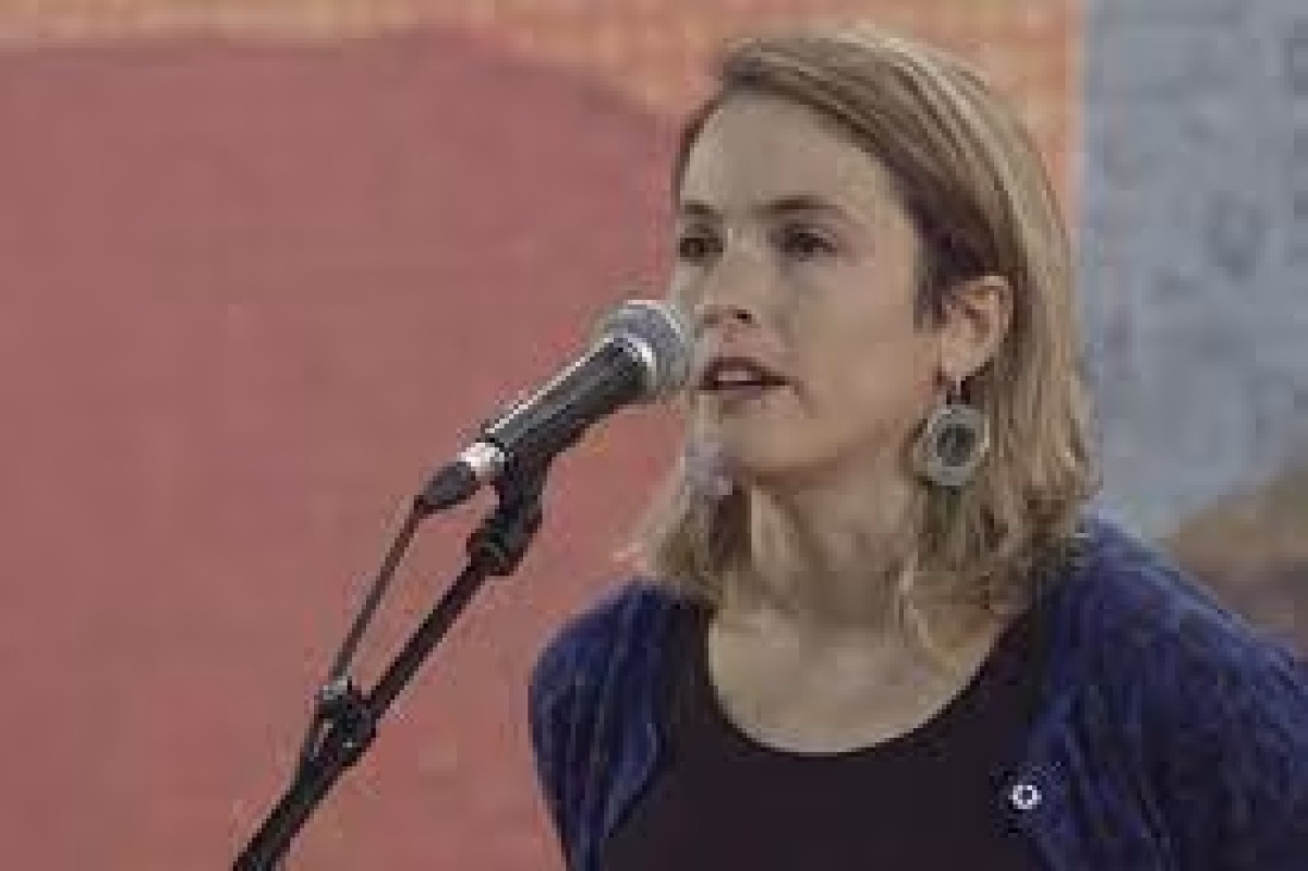 Fiestas de Amorebieta-Etxano 2026: Bertso jaialdia: Oihana Bartra, Sustrai Colina, Unai Iturriaga, Maialen Lujanbio en Amorebieta-Etxano