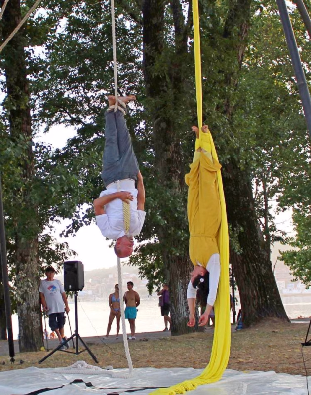 CIRCO EXPRESSO 2 - DESASTRONAUTS en Muros