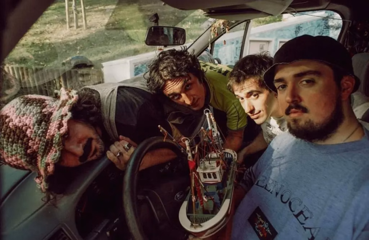Concierto de EZEZEZ y Los Yolos en el ciclo Tiempos Nuevos en Oviedo