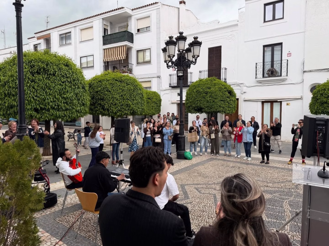 Cartel de Día Internacional del Pueblo Gitano en Olivenza en Olivenza