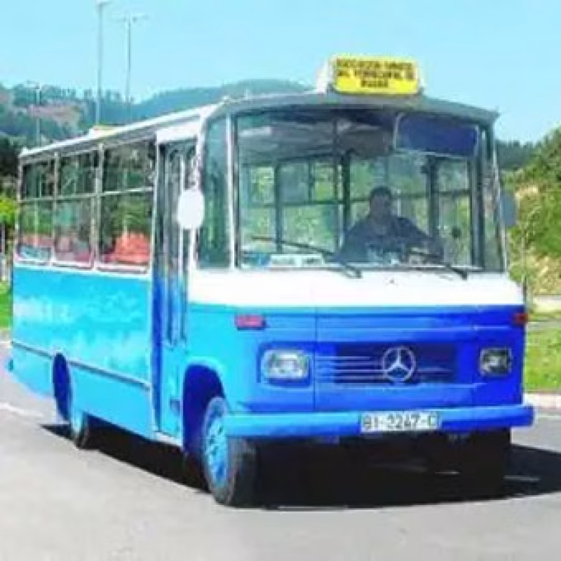 Encuentro de Vehículos Clásicos Populares SanFran Motor en Bilbao