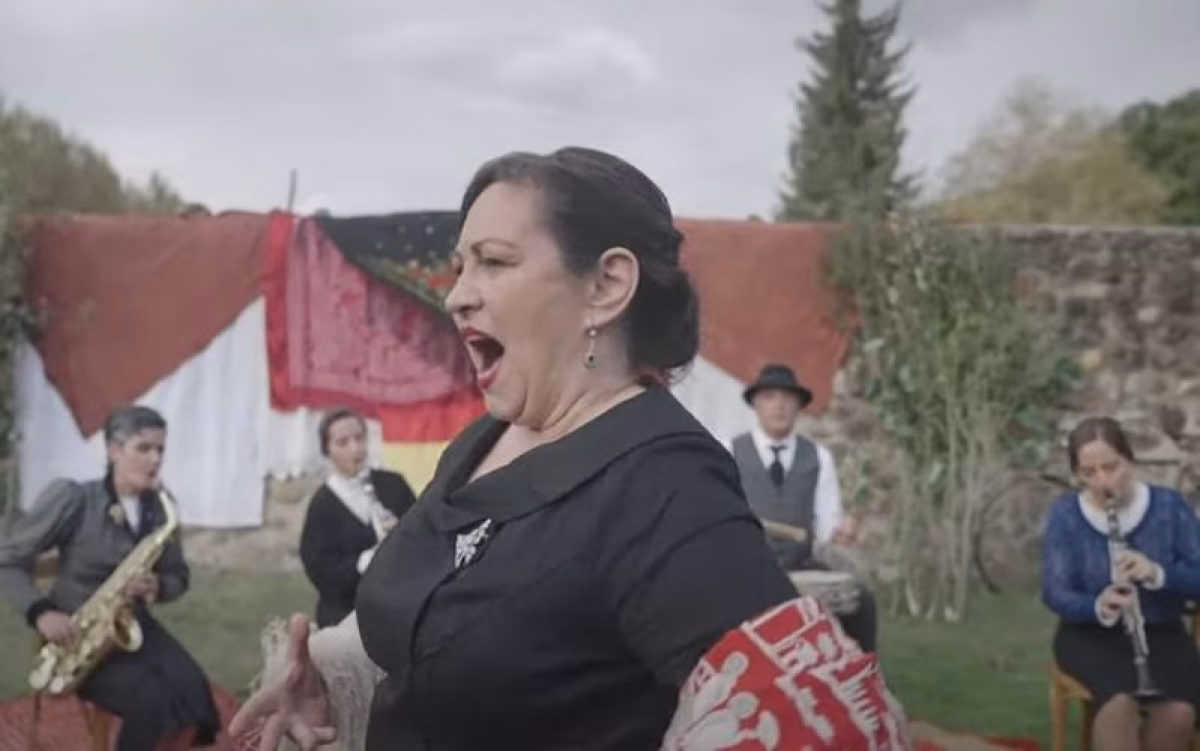'Entre tangos y agarraos' (LA ORQUESTINA DE LEÓN) en Alaejos