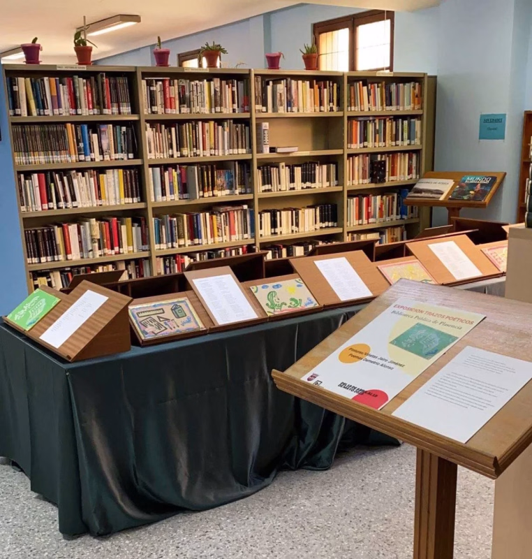 Exposición de poemas y viñetas en Plasencia en Plasencia