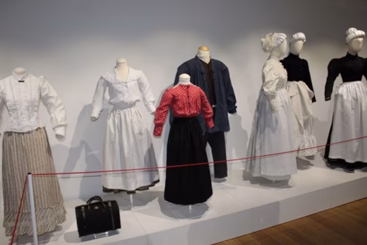 Exposición permanente del Centro del Traje en Errenteria
