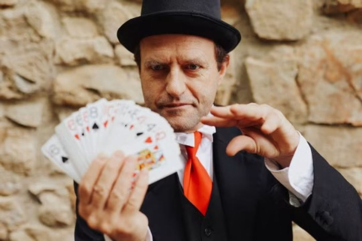 Fiestas de Barakaldo 2026: Mago Winstone Coppeland en Barakaldo