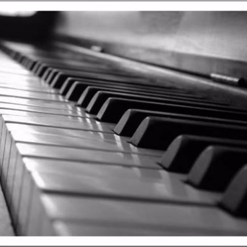 Golden Piano Stories - Aleksander Dębicz en San Cristóbal de La Laguna