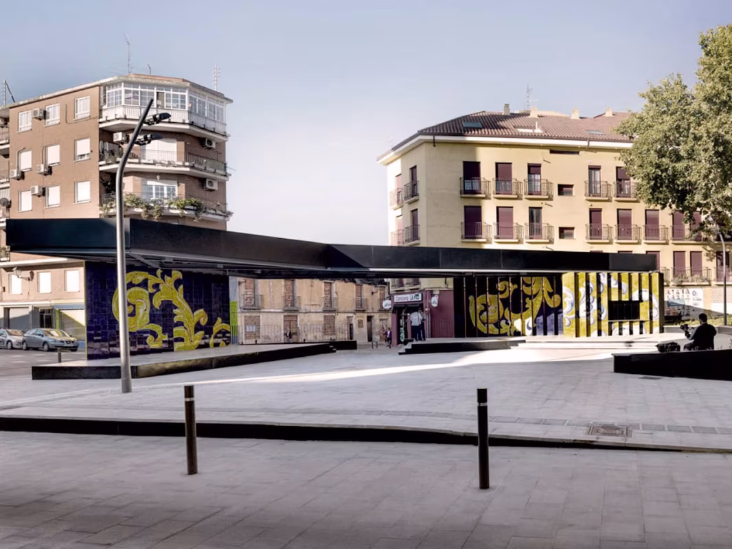 I Concurso de Escaparates por el Cáncer de Mama en Talavera de la Reina