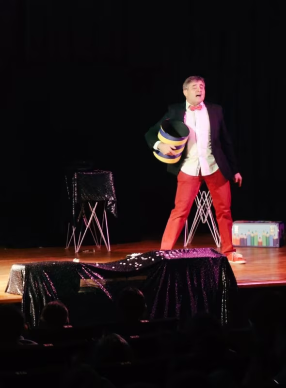 "ILUSIÓNATE" - EXPRESIÓN PRODUCCIÓNS en Cabana de Bergantiños