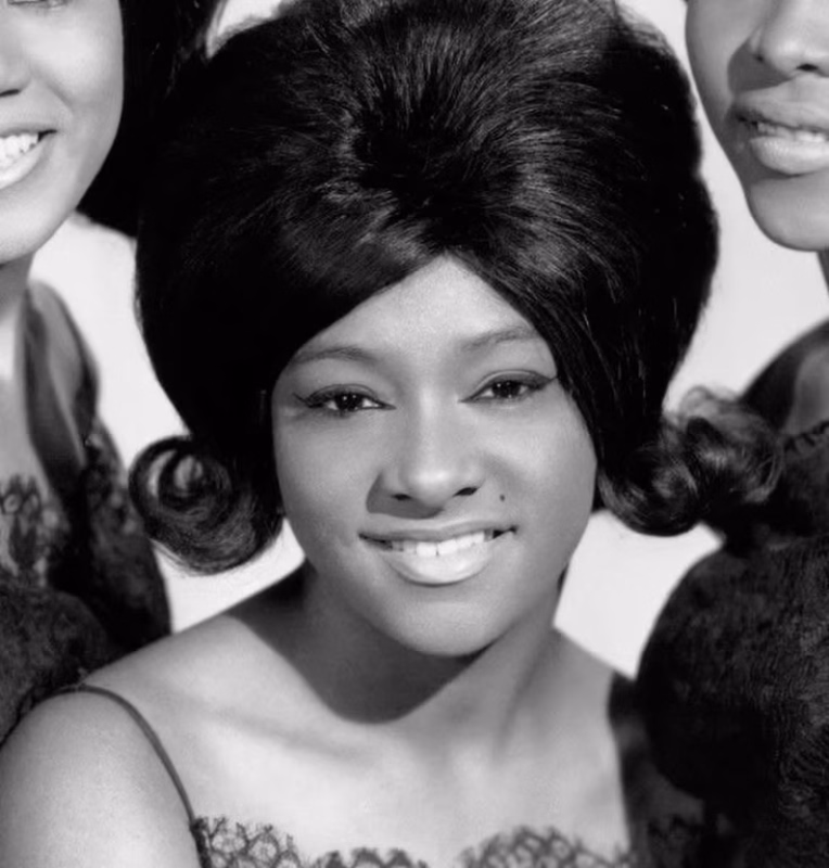 LA LA BROOKS OF THE CRYSTALS en Ferrol