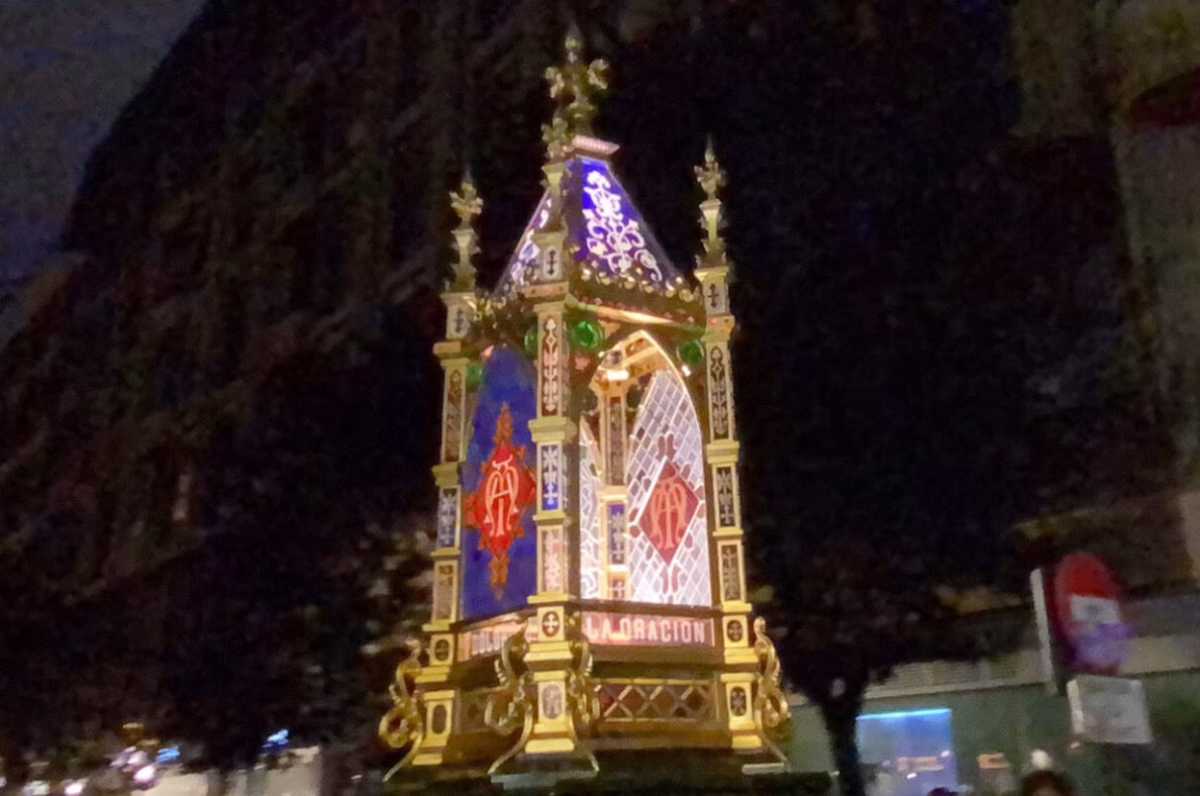 Procesión de los Faroles en Vitoria-Gasteiz
