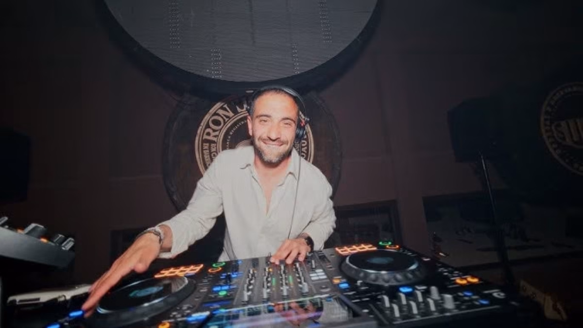 Sesión DJ Valerio en la Catedral en Oviedo