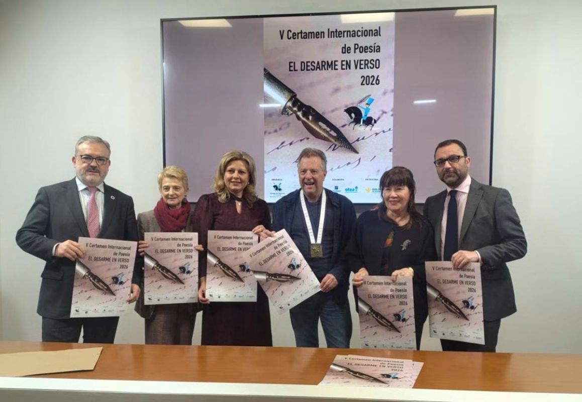 V Certamen Internacional de Poesía 'El Desarme en verso' en Oviedo