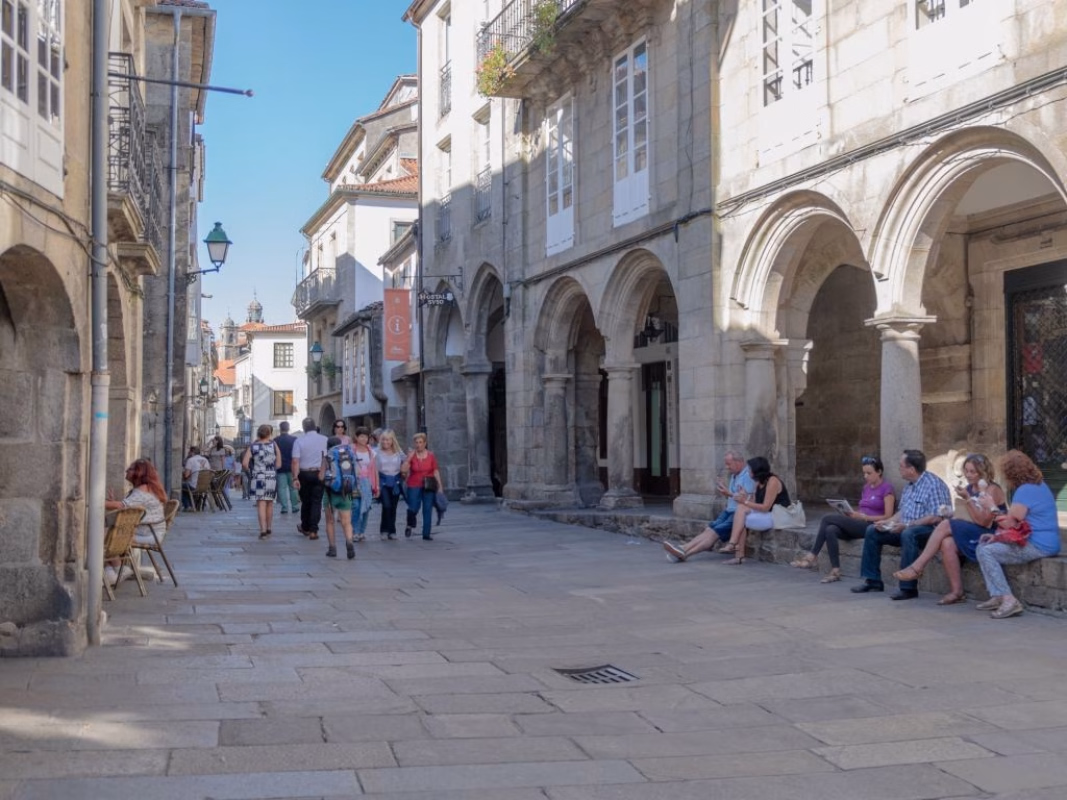 Visita guiada ao Café Casino de Santiago en Santiago de Compostela
