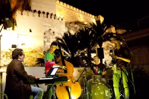 Concierto NocheAzul — Roble e Iván Lane