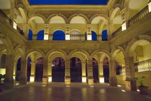 Historia y Vino: Paseo por Lorca Monumental y Cata de Vino