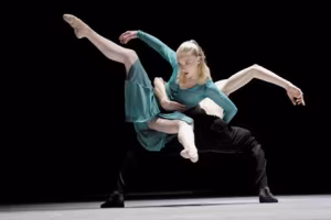 Nationaltheater Mannheim Tanz: Mommy Look, 17 minutes y Dreamer