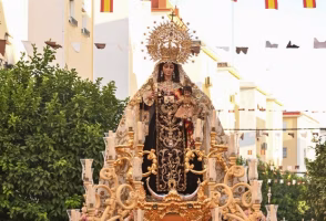Salida procesional del Carmen de San Leandro