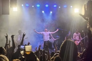 Tributo a Guns’N’Roses con Gansos Rosas en Fuenlabrada