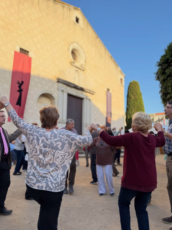 Ballada de Sardanes de Sant Jordi en Caldes de Malavella