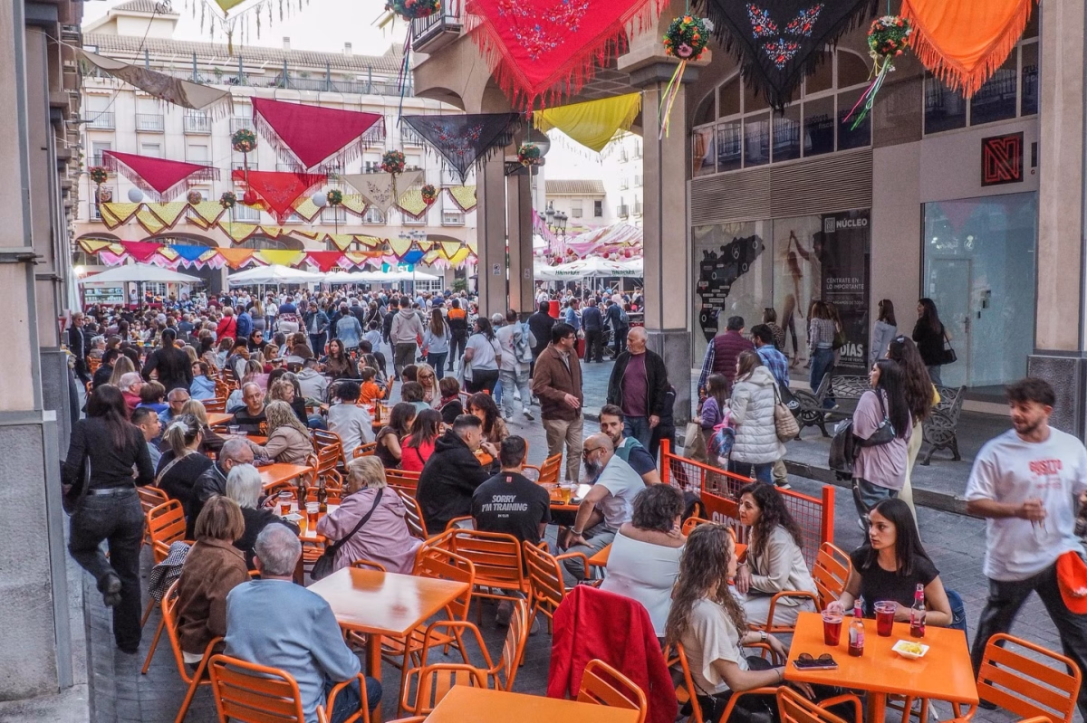 Continuación de la Feria de Abril de Elda en Elda