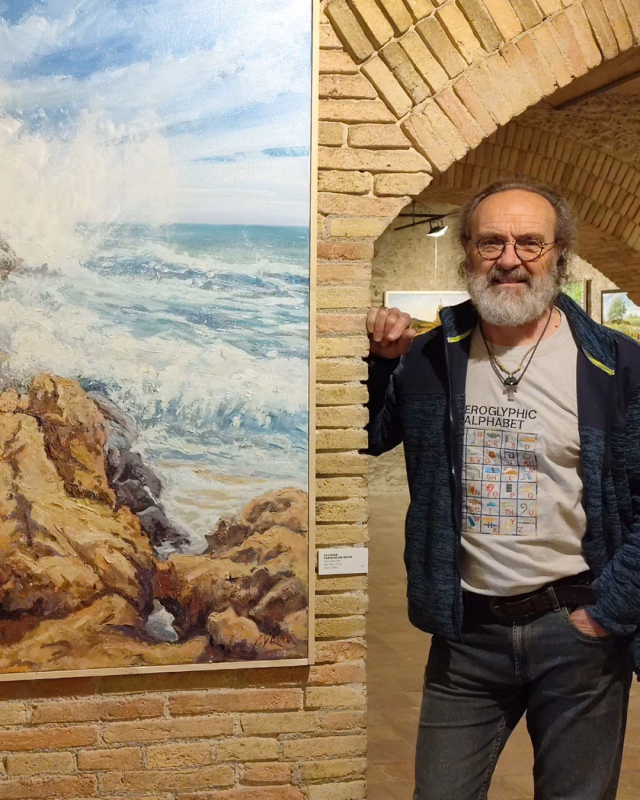 Nova mostra de Juan Varea, una antològica que repassa els cinquanta anys de la seva carrera en Manlleu