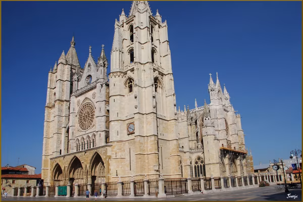 León